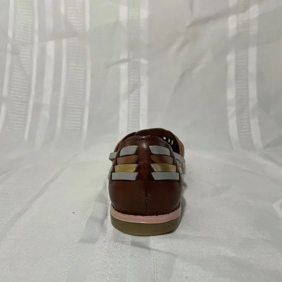 Traditional sandals - Picture 4 of 5